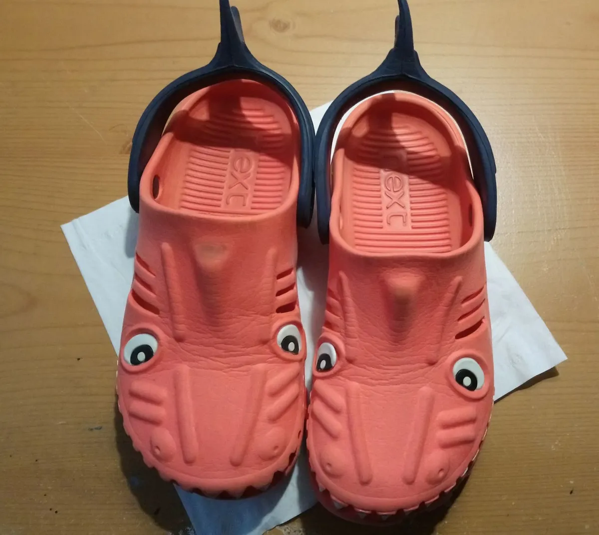 Boys shark clogs flip flops slippers crocs sandals - Image 1