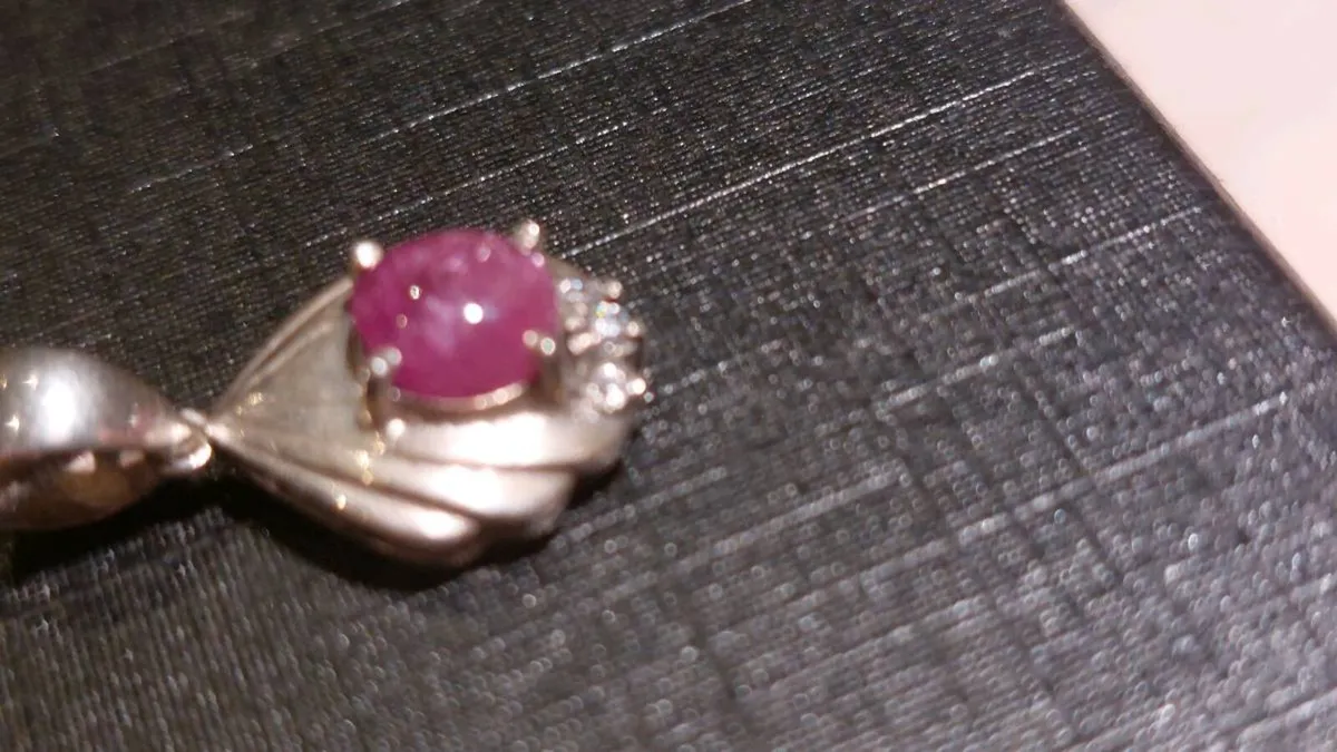 1.9 Carat Burmese Ruby Pendant - Image 1