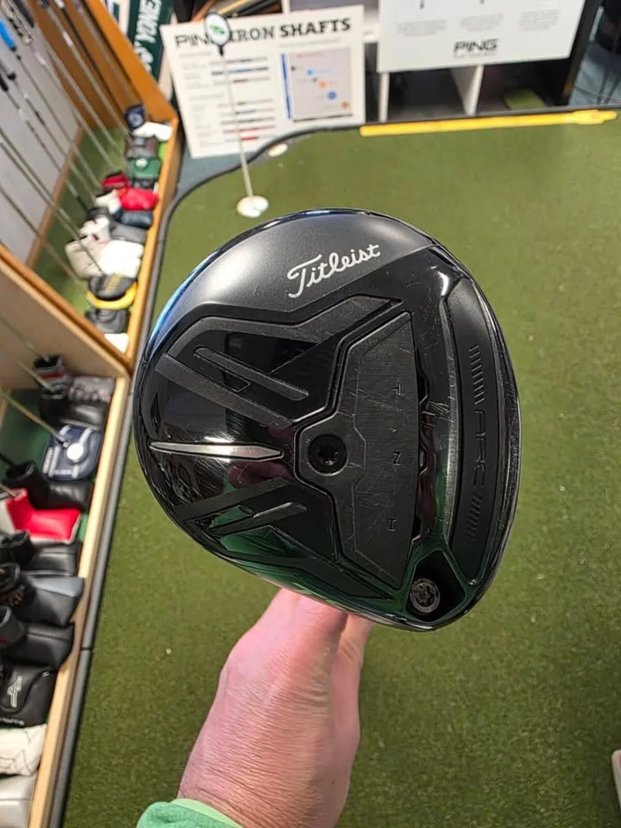 Titleist TSi3 3 Wood - Image 1