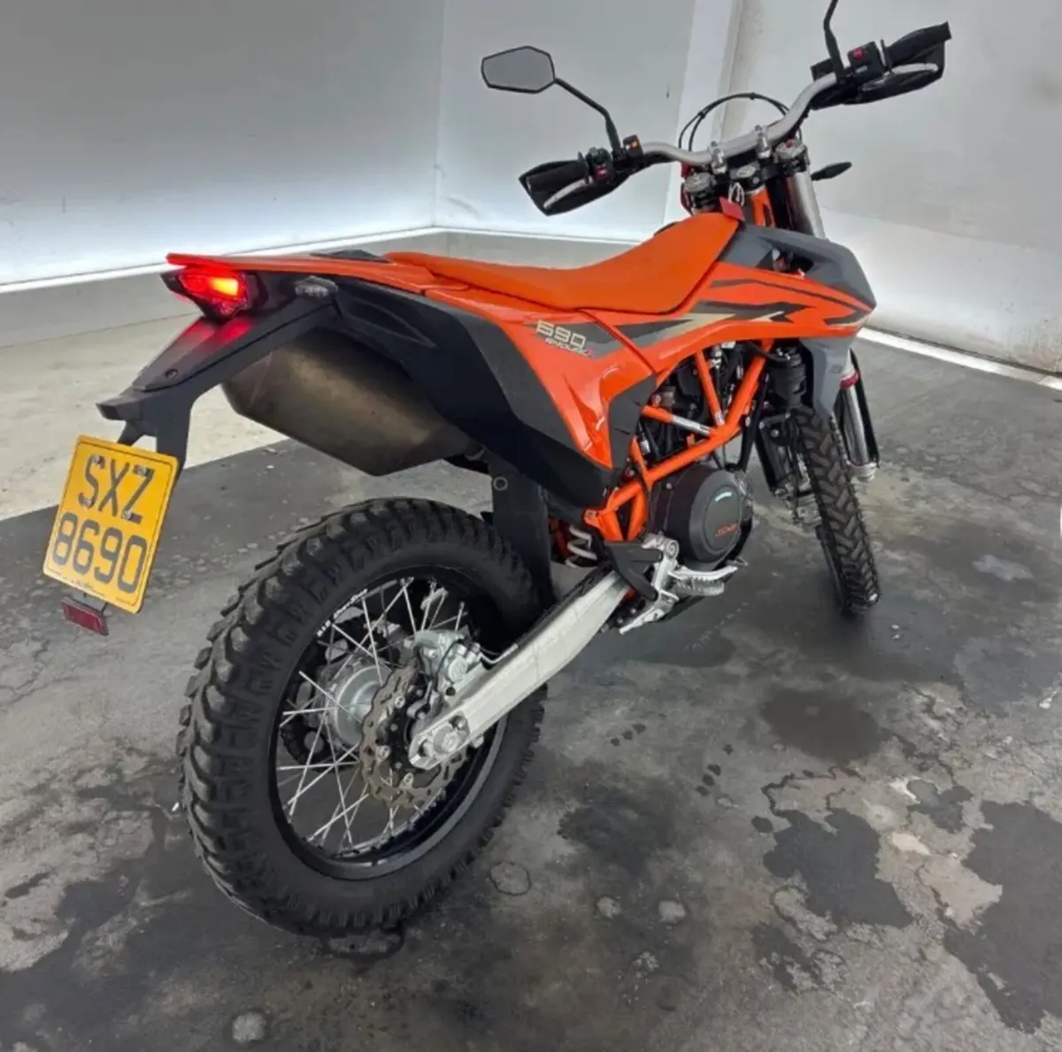 KTM 690 Enduro R 2023 low miles - Image 3
