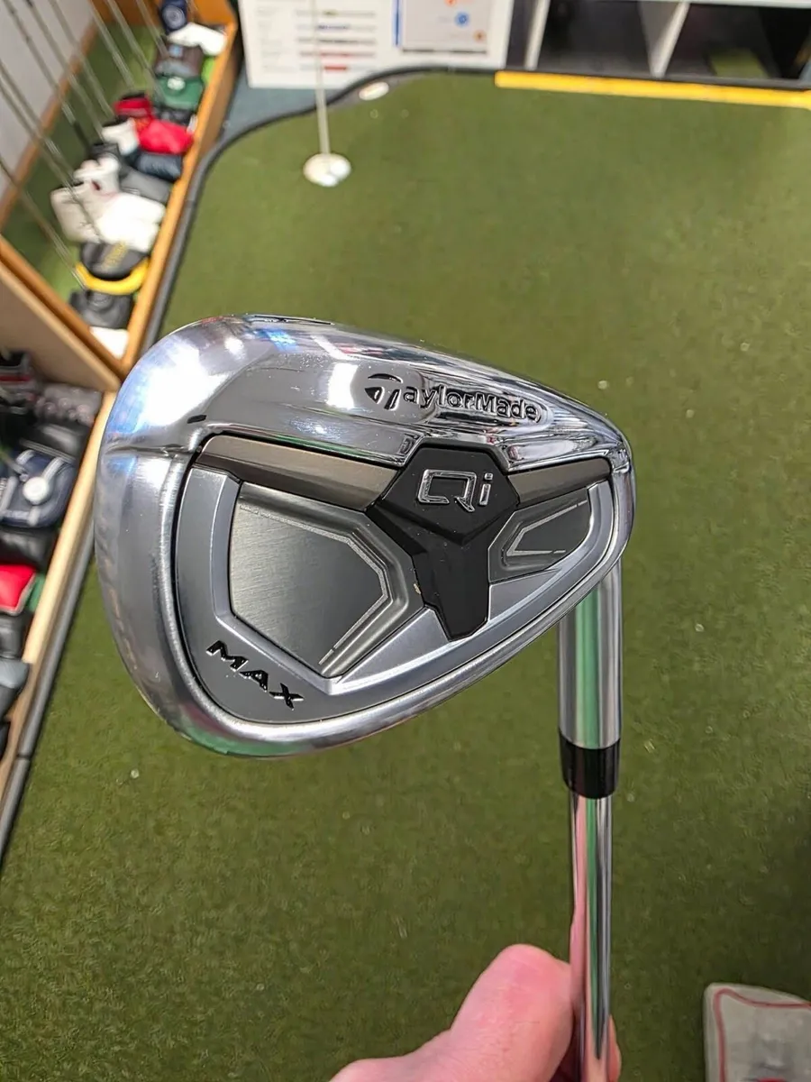 As New Taylormade Qi Gap Wedge - Image 2