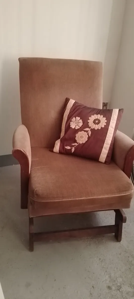 Rocking chair - Image 1