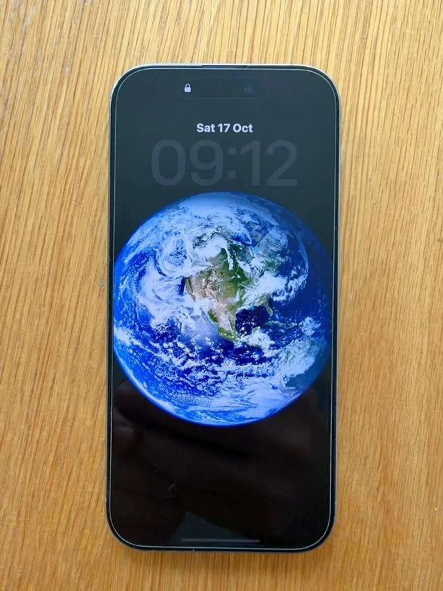 iPhone 16 Pro Unlocked - Image 1
