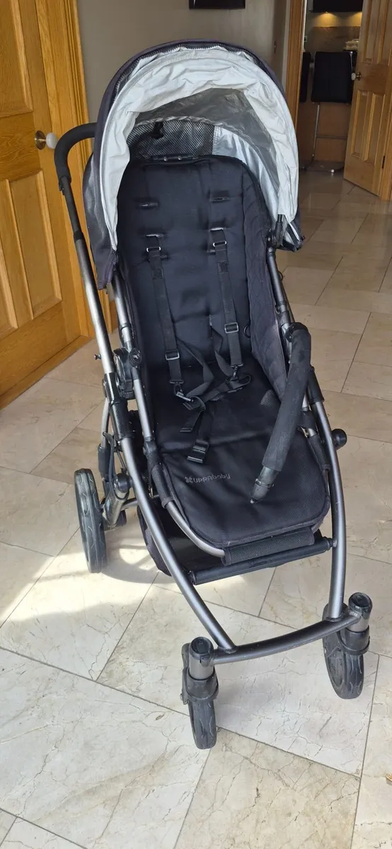 Pram - Image 1