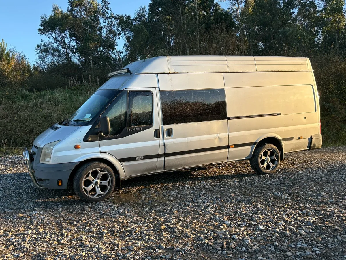 Ford transit jumbo race camper - Image 1