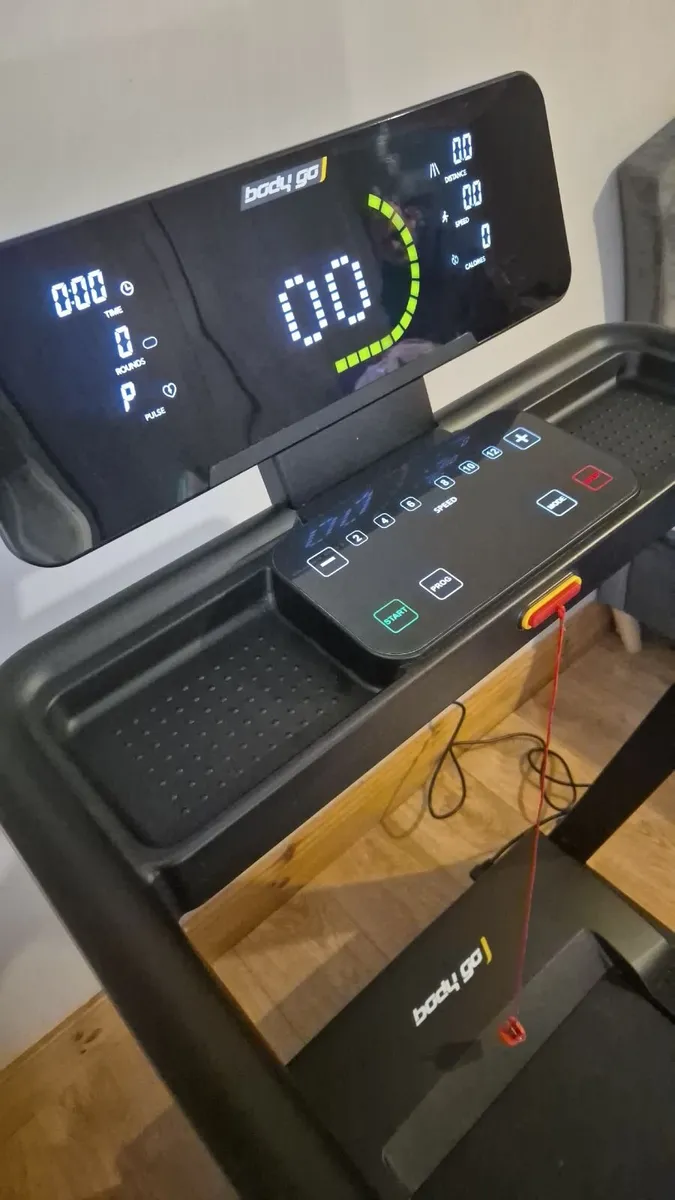 Treadmill - Image 4