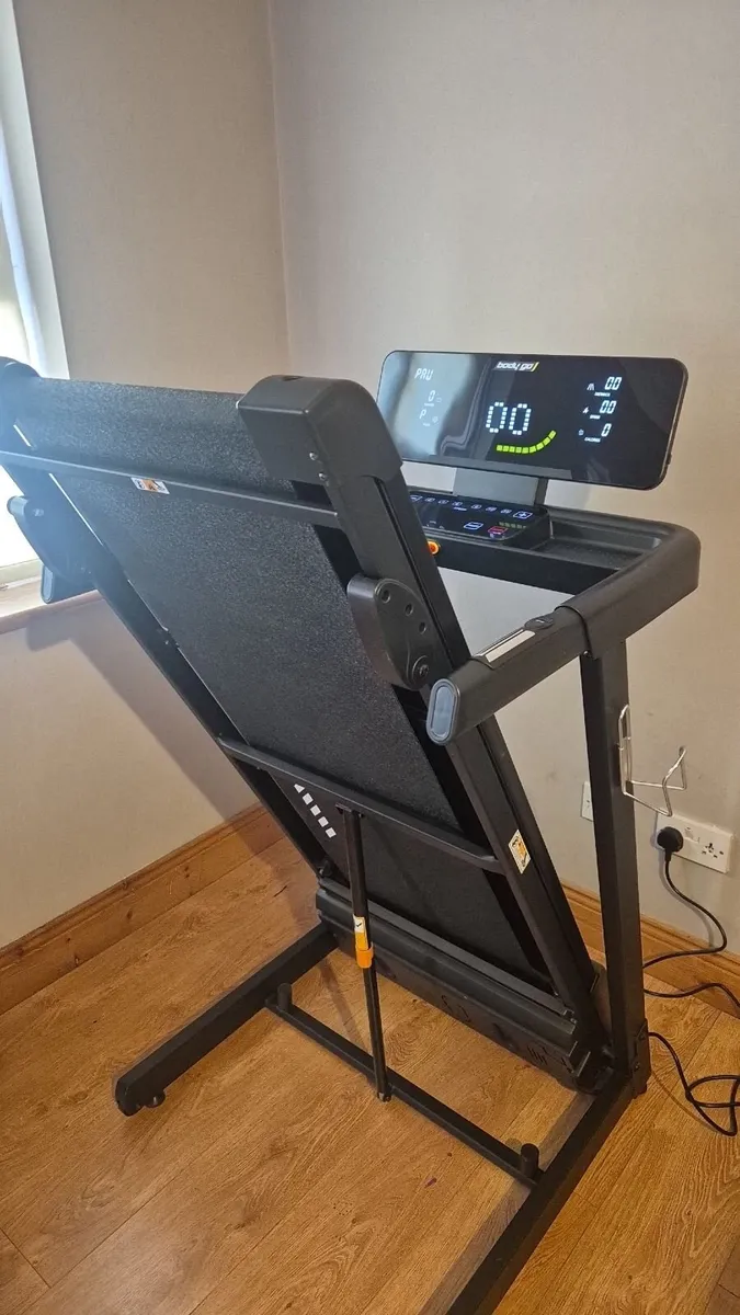 Treadmill - Image 3