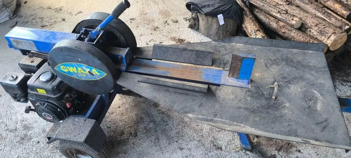 Log splitter - Image 2