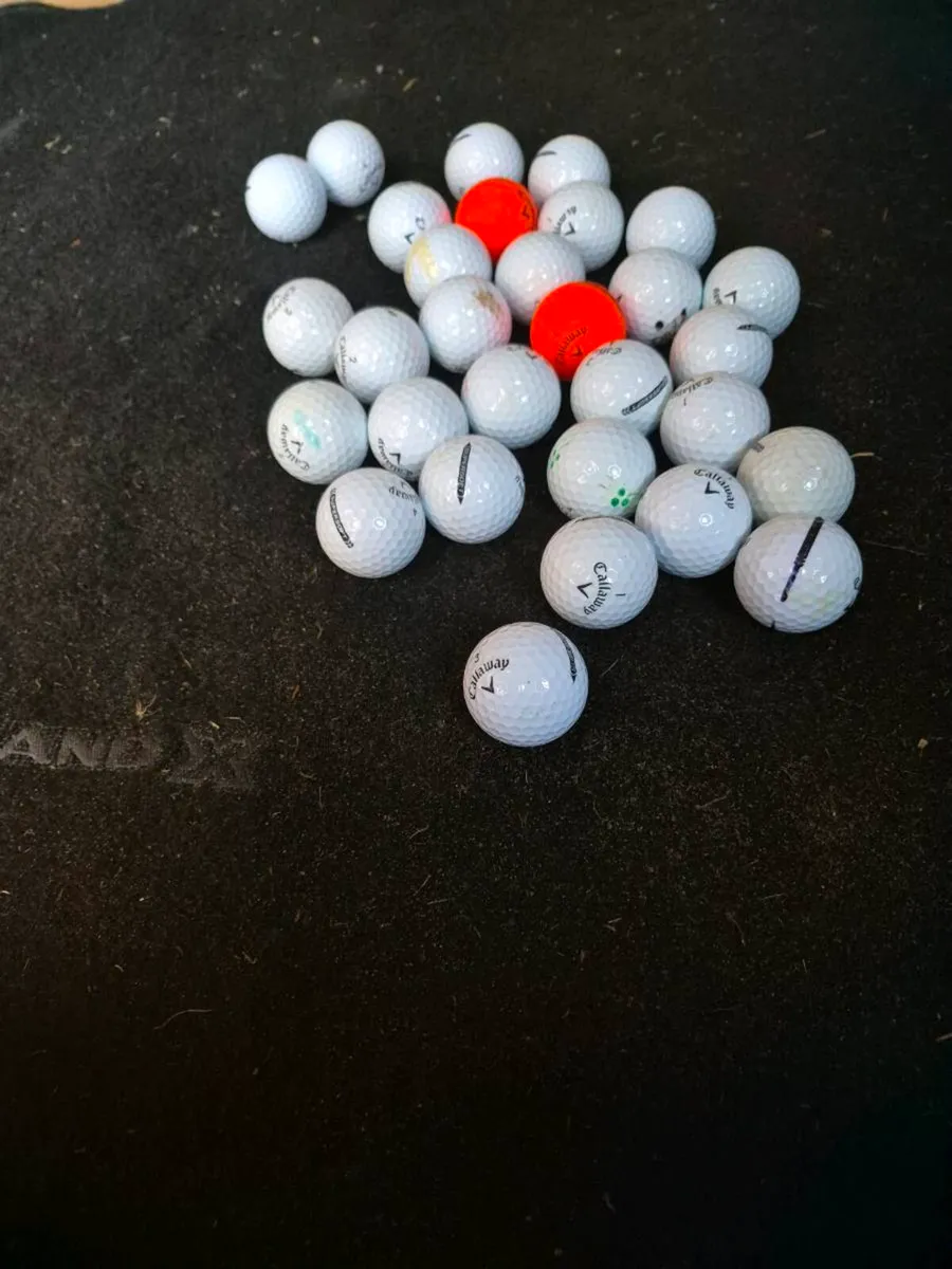 Golf balls - Image 1