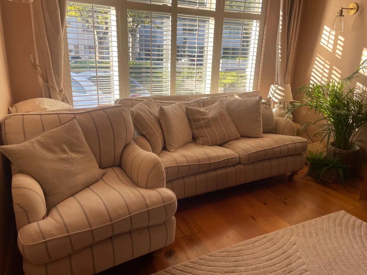 Sofa and chair - Image 3