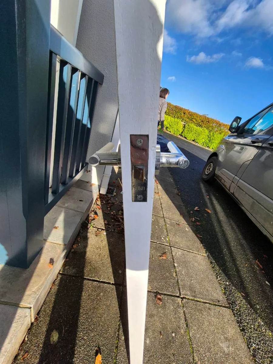 Doors - Image 2