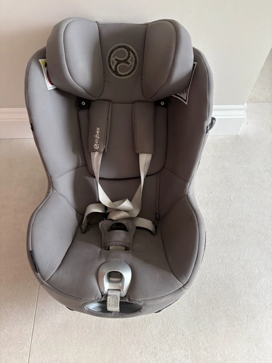 Cybex car seat - Image 2