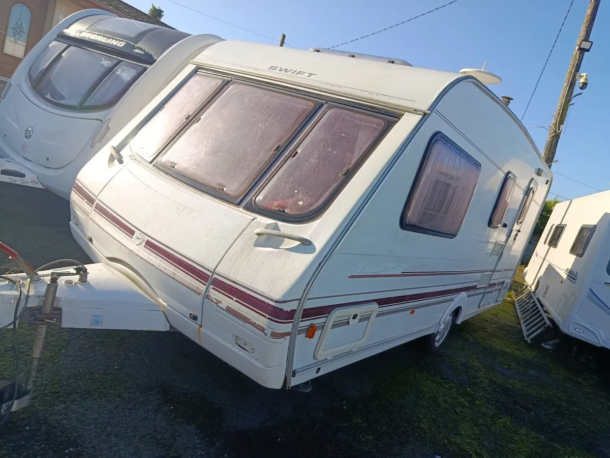 Swift challenger 4 berth end washroom - Image 1