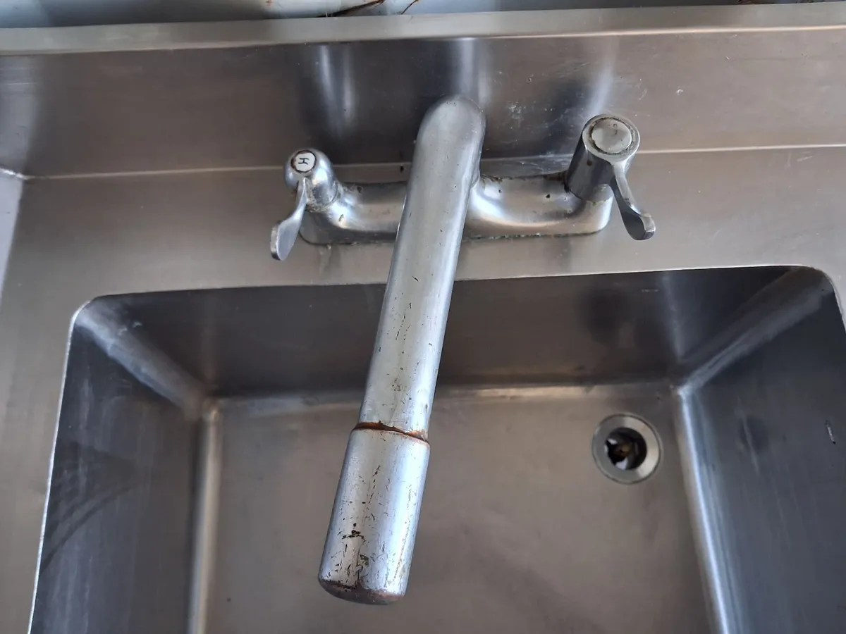 Stainless Steel Sink for Sale - Image 3