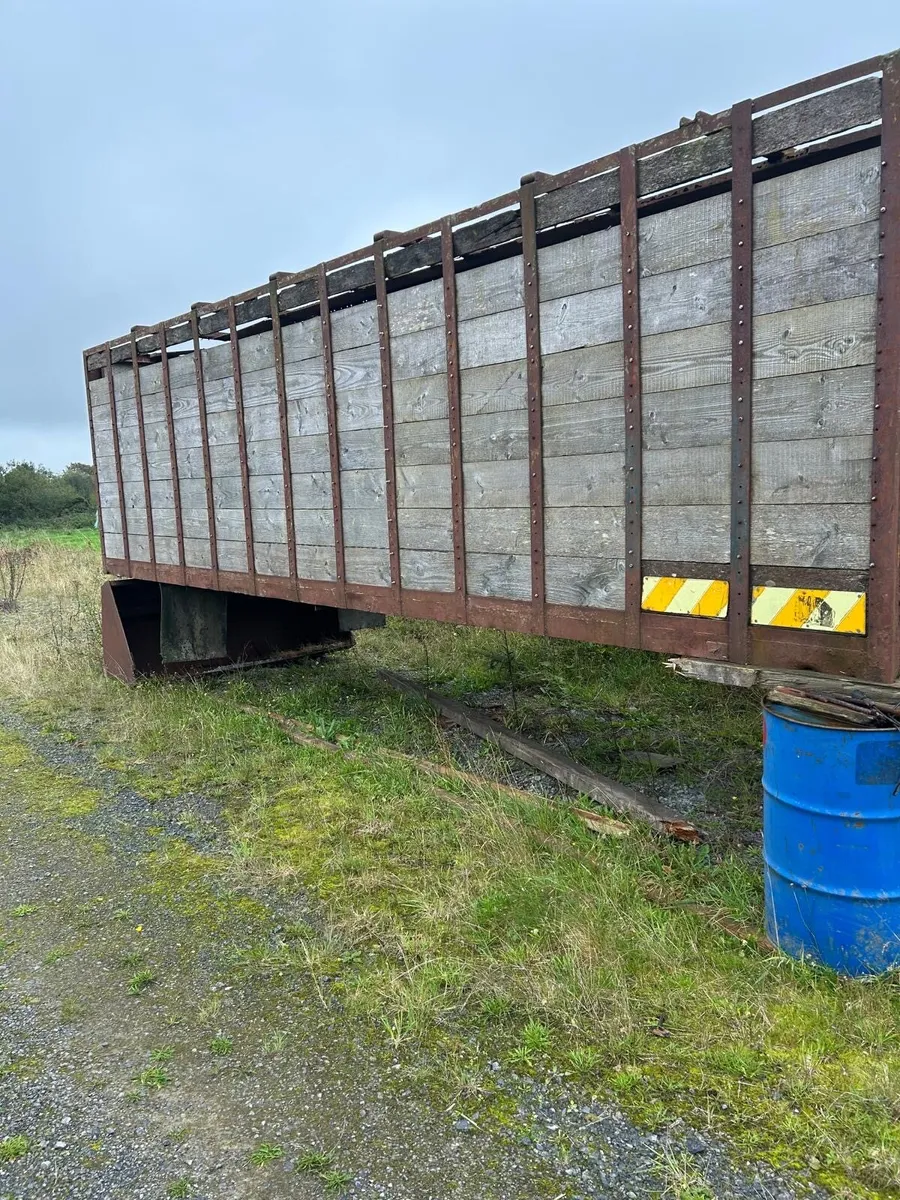 24ft Hegarty cattle body - Image 1