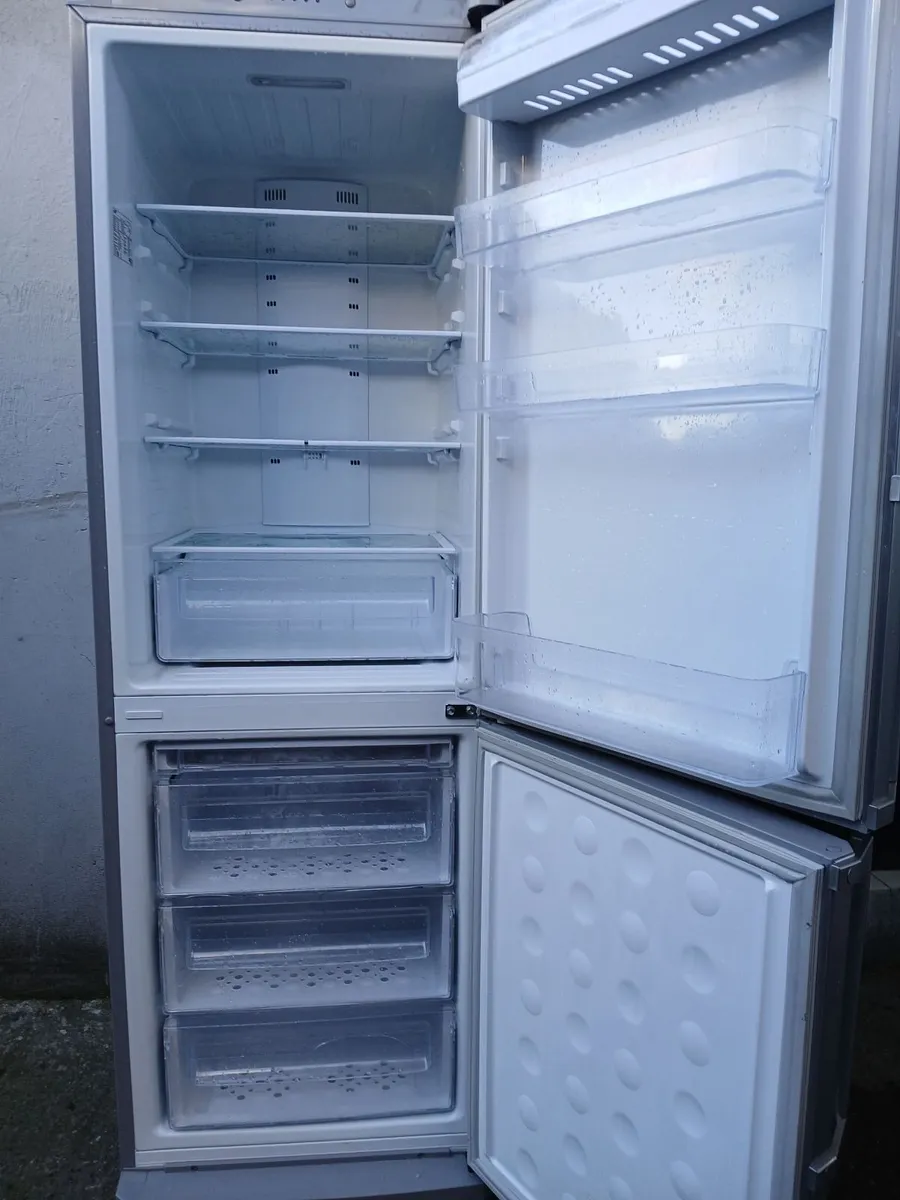 SAMSUNG FRIDGE AND FREEZER - Image 4
