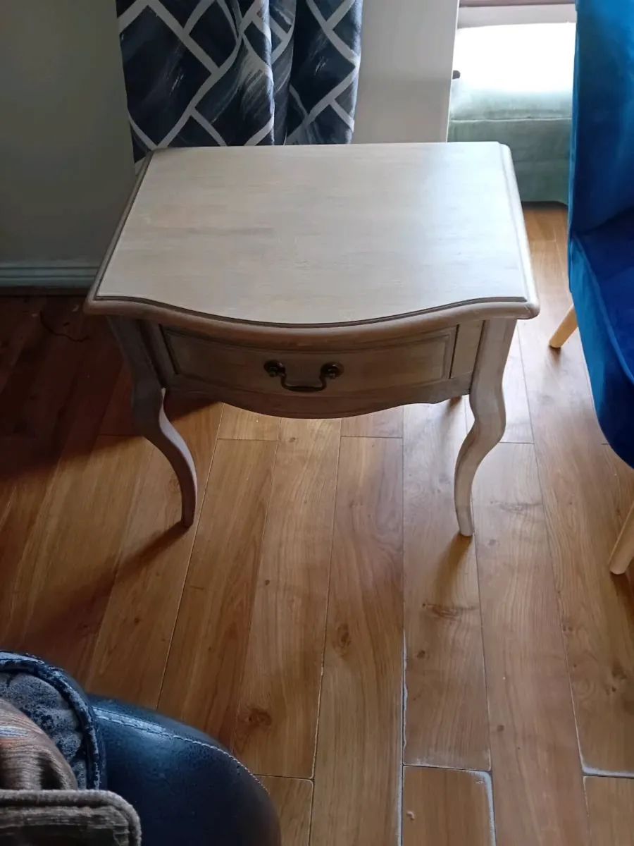 Bookshelf table chair   hall table  lamp unit - Image 2