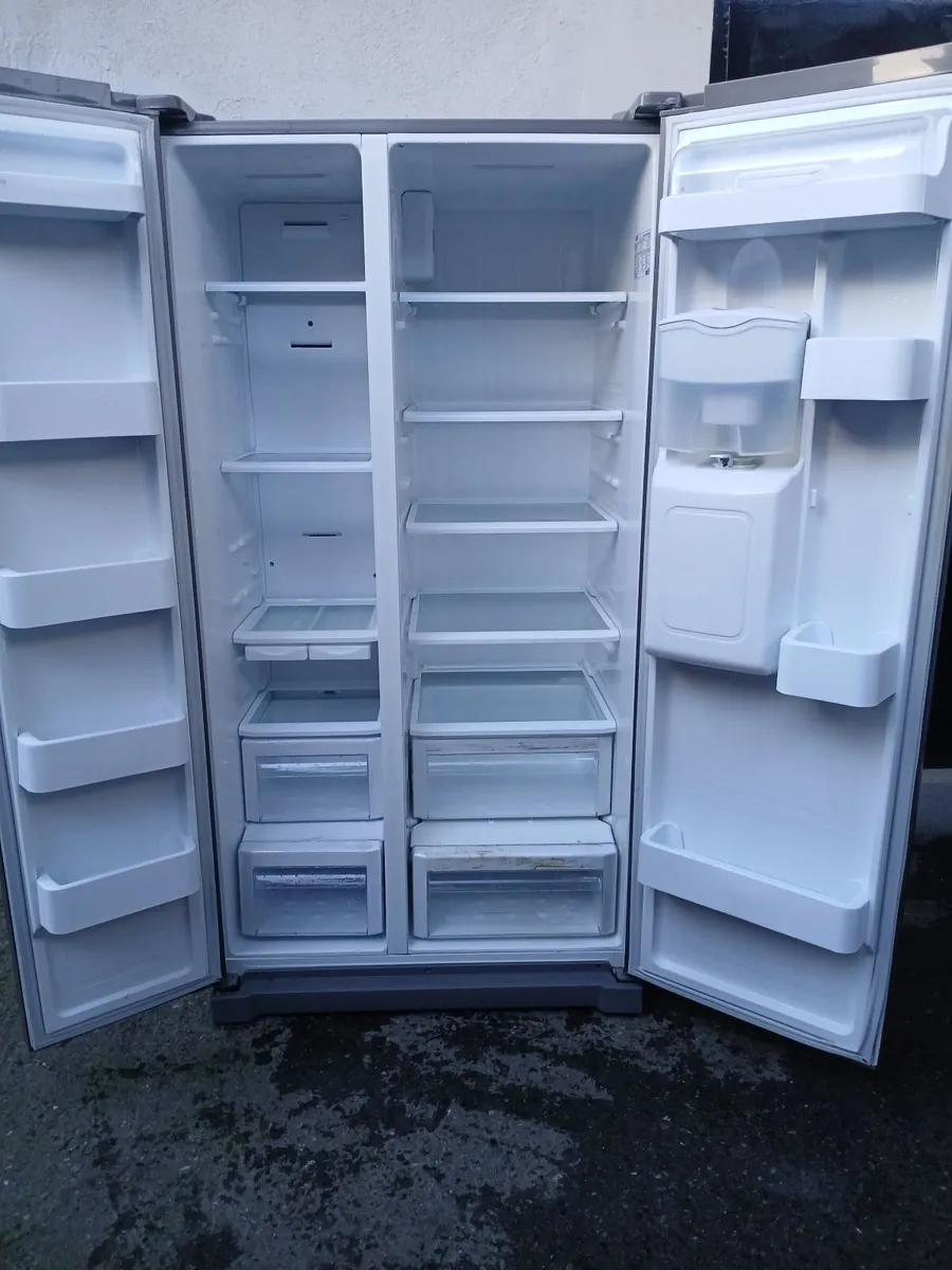 Z AMERICAN FRIDGE FREEZER - Image 2