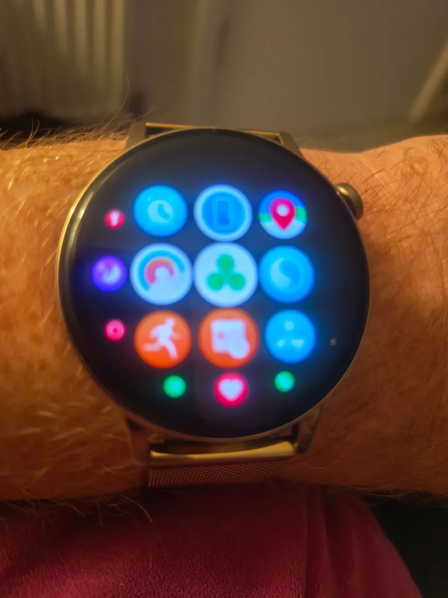 Nice Huawei GT 3  42mm Smart Watch - Image 2