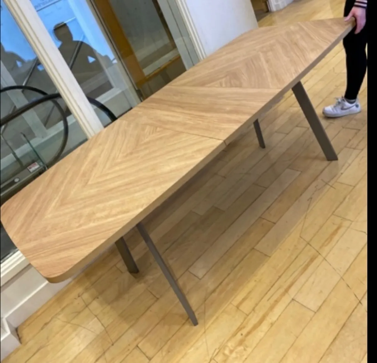 Kitchen table - Image 2