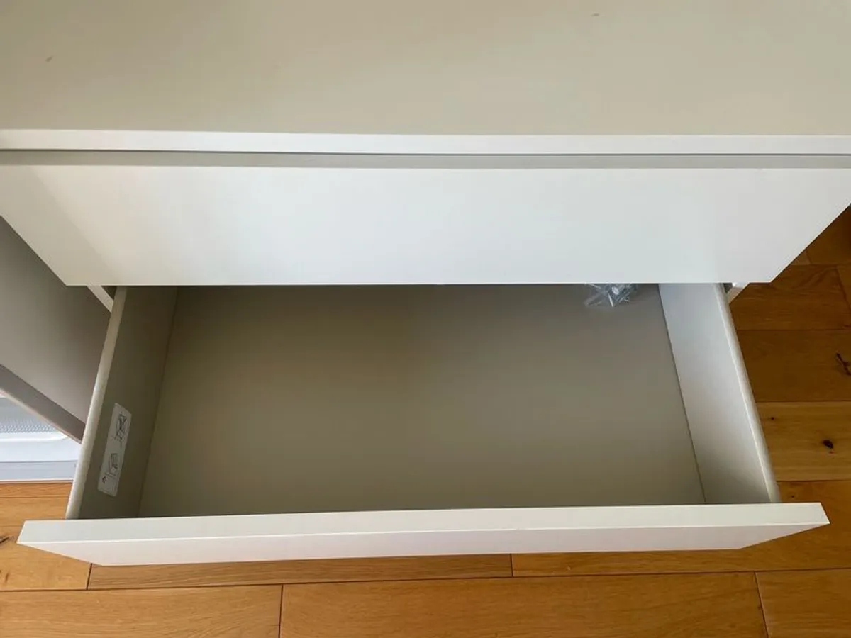 Chest of Drawers - Image 3