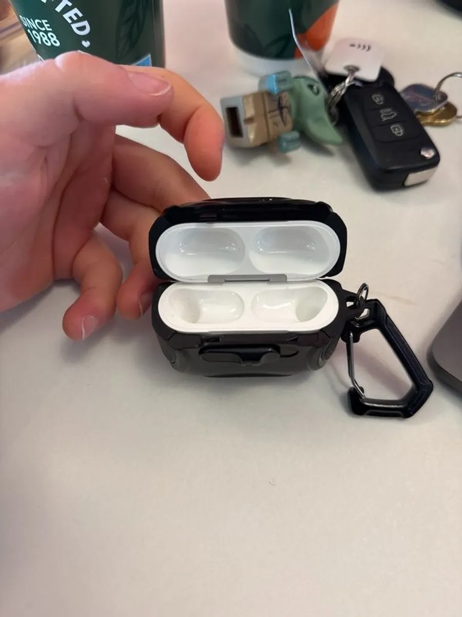 Apple Airpod 3 Pro Case - Image 1