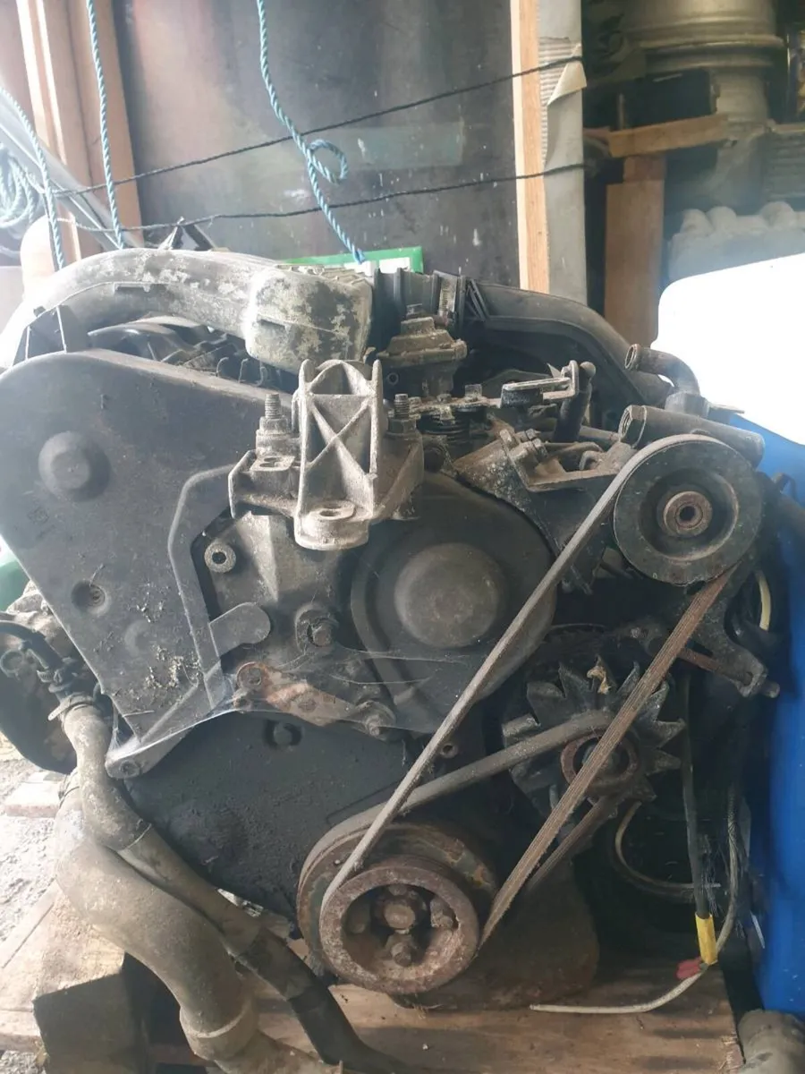 Peugeot parts - Image 2