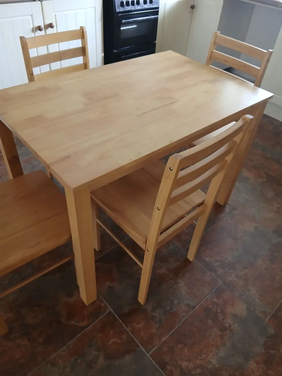 Kitchen table 4 chairs - Image 2