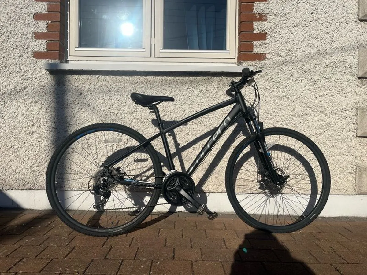 Carrera Crossfire Hybrid 2 - Image 1