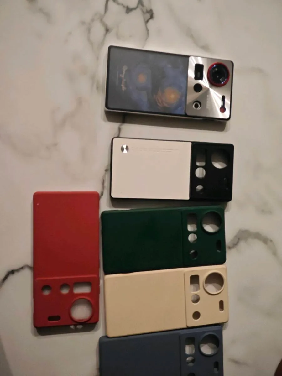 ZTE NUBIA Z70 ULTRA STARRY NIGHT LIMITED EDITION - Image 4