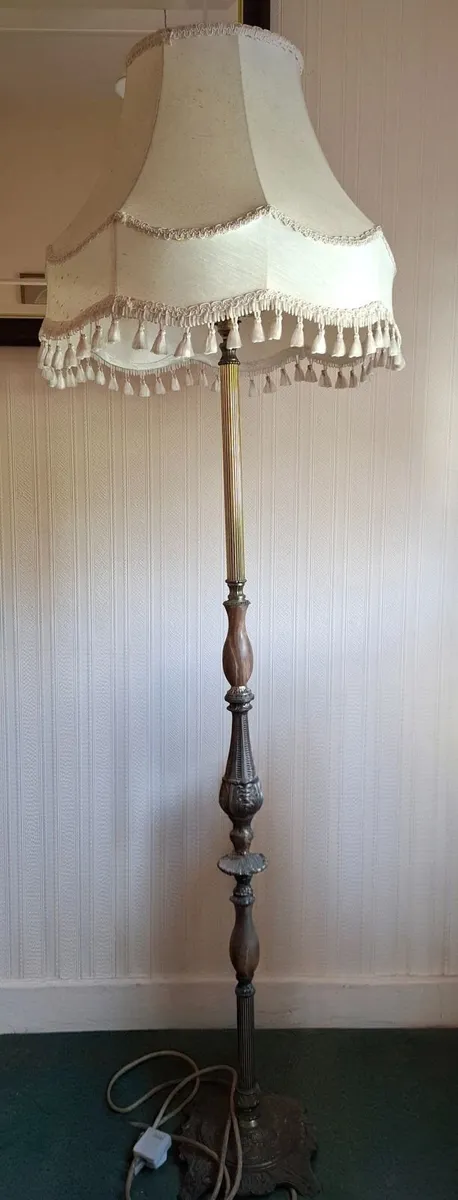 Standard lamp