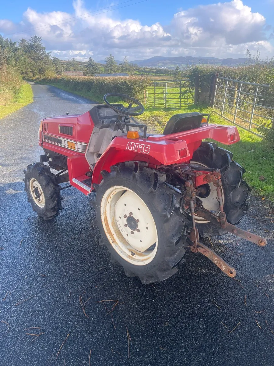 Mitsubishi MT18 Compact Tractor 4wd - Image 3