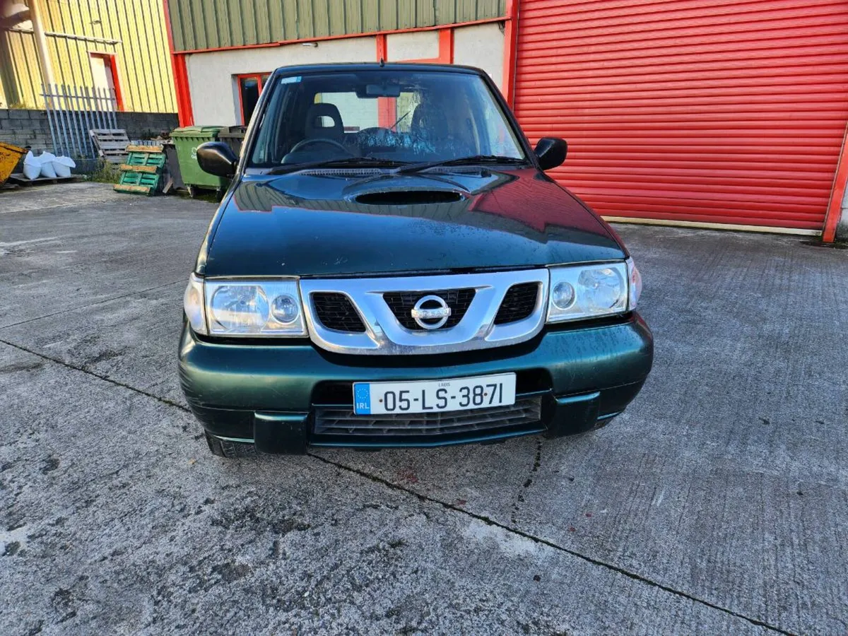 Nissan Terrano - Image 2