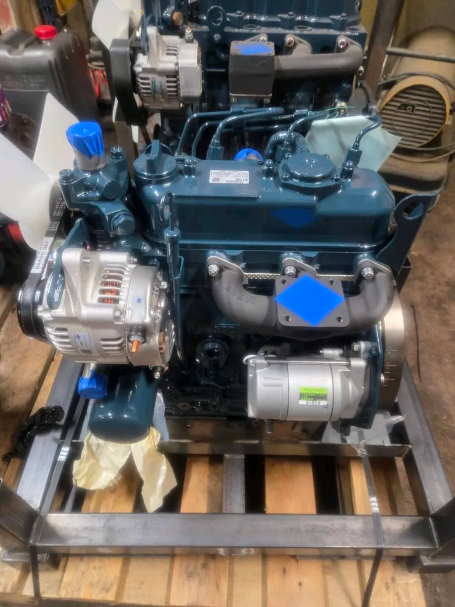 Kubota 3 cylinder diesel engines - Image 2
