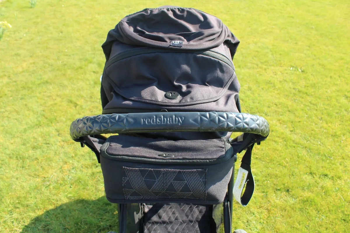 Premium Redsbaby Buggy in Excellent Condition - Image 3