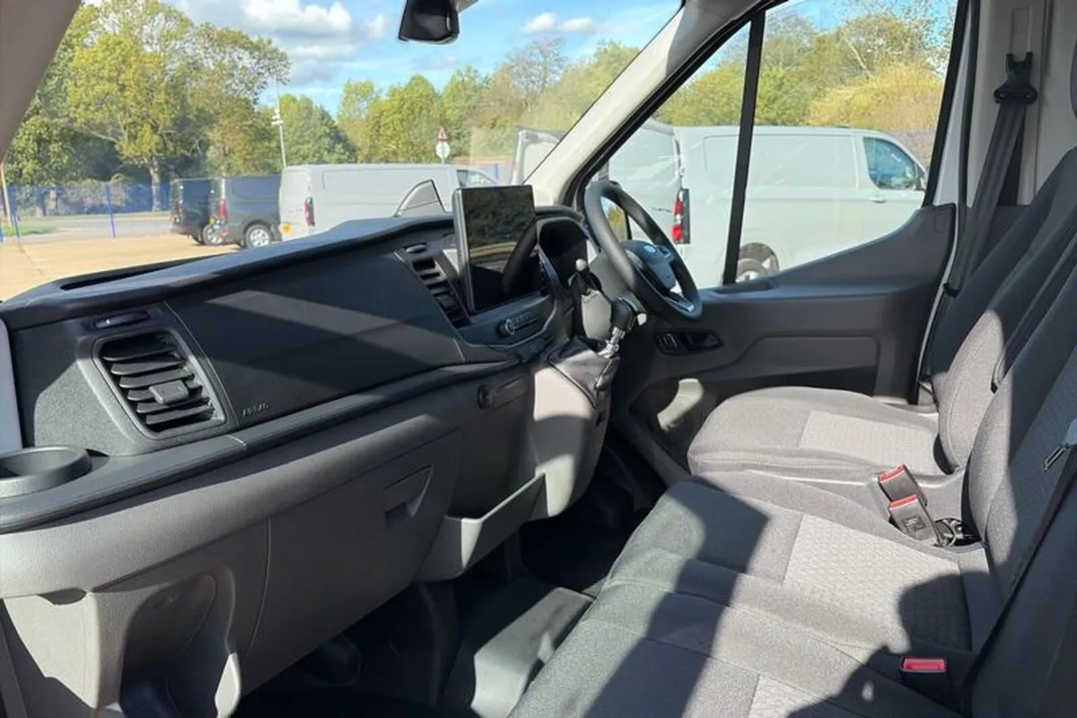 Ford Transit 350 L3  RWD 2.0 EcoBlue 130ps H2 Lead - Image 3