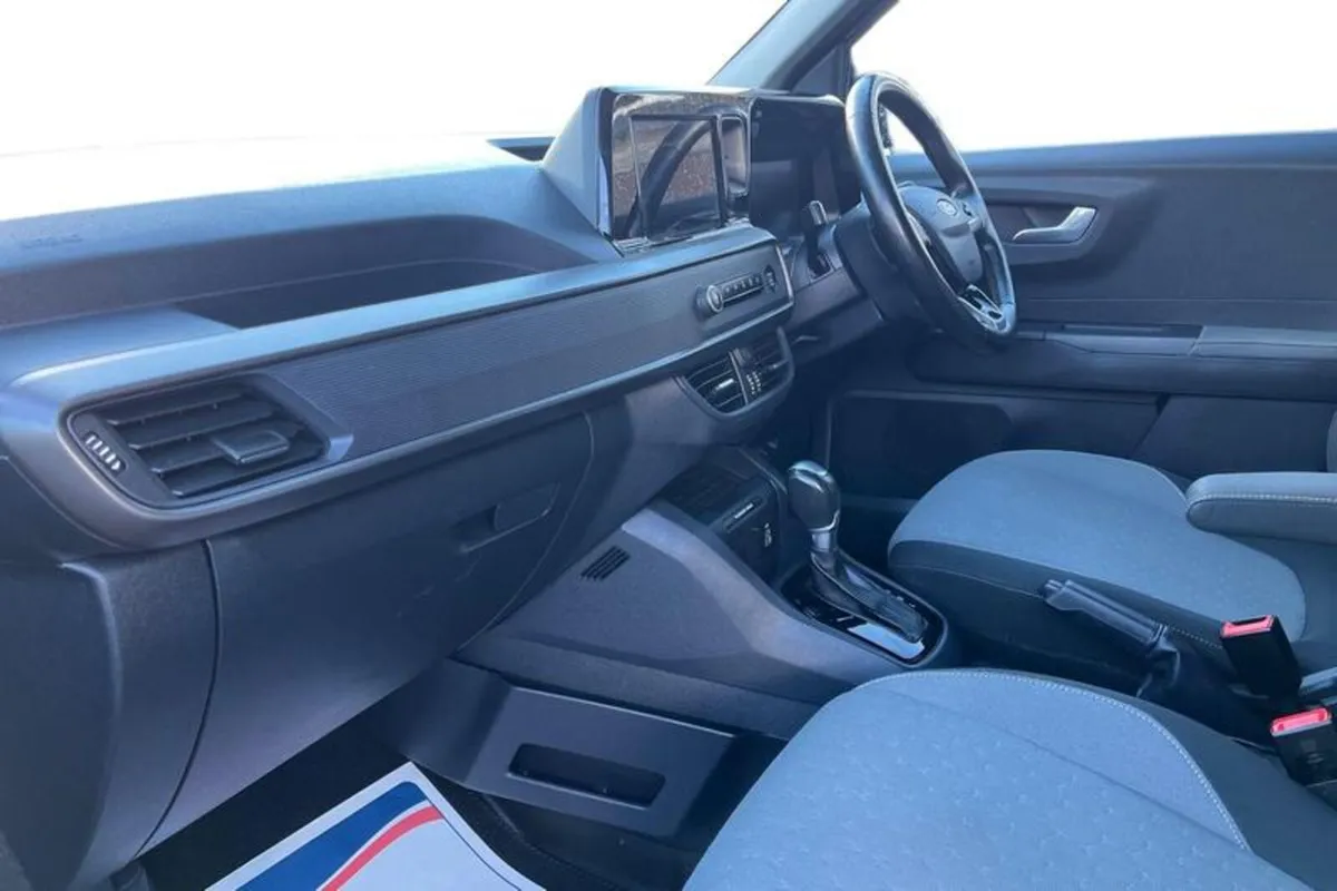 Ford Transit Courier 1.0 EcoBoost 125ps Limited  A - Image 3