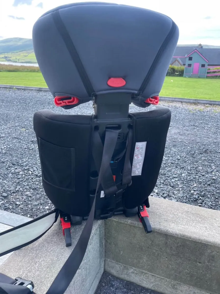 Car seat - Image 3