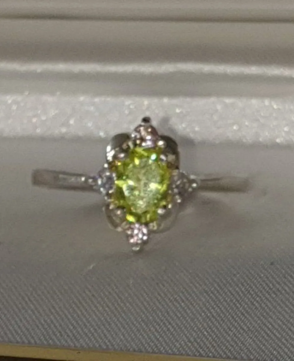 Vintage Hallmarked Silver Gemstone Ring - Image 1
