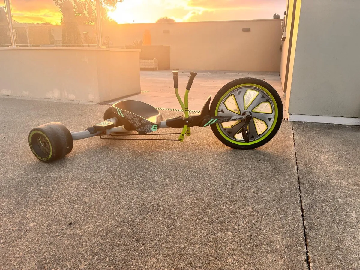Green machine 3 wheeled trike - Image 1
