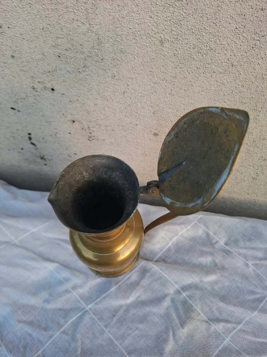 Brass pitcher - Image 2