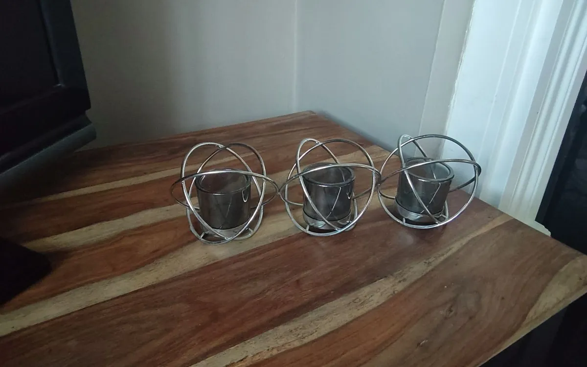 Tealight  candle holder - Image 1