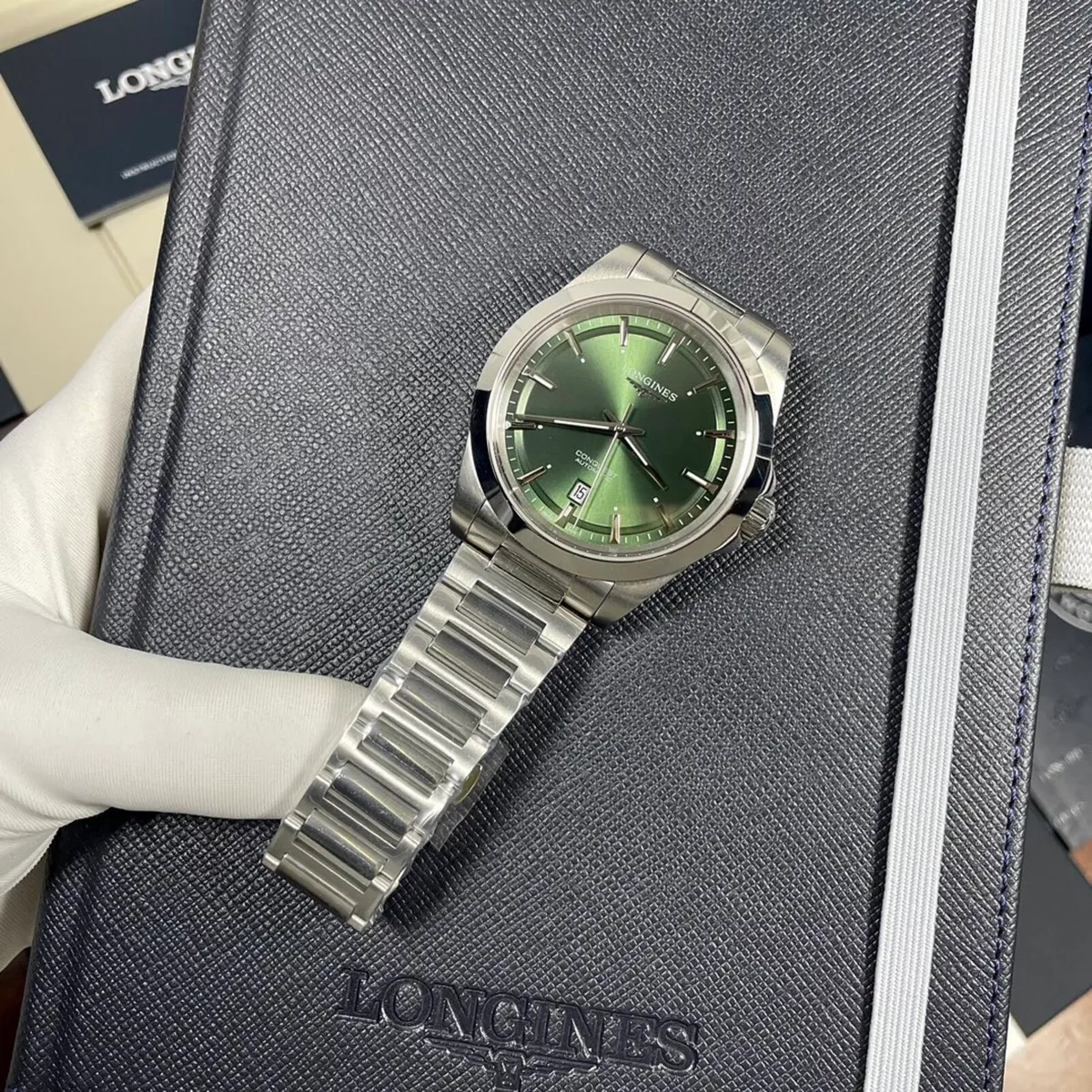 Longines Conquest 38mm Green Dial Stainless Steel - Image 4