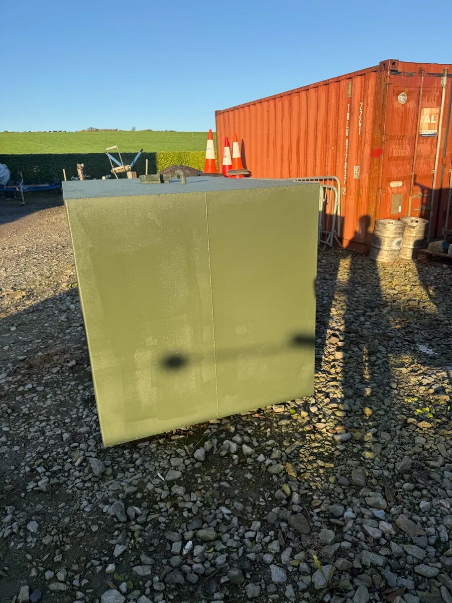 Water tank - Image 3