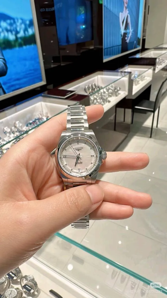 Longines Conquest 34mm Green Dial Diamond-Set Auto - Image 4