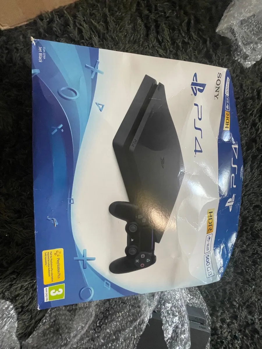 PS4 console (2 controllers) & 6 games for sale - Image 1