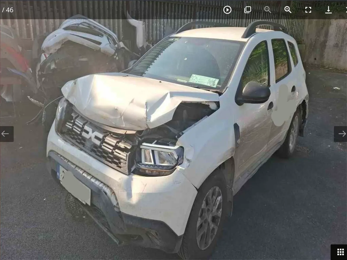 Dacia Duster /2023/ fast sale needed/tax and test - Image 3