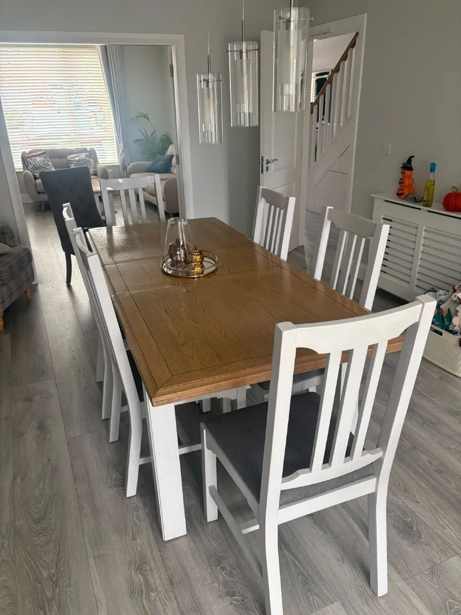 6 Seater Dining Table - Image 3