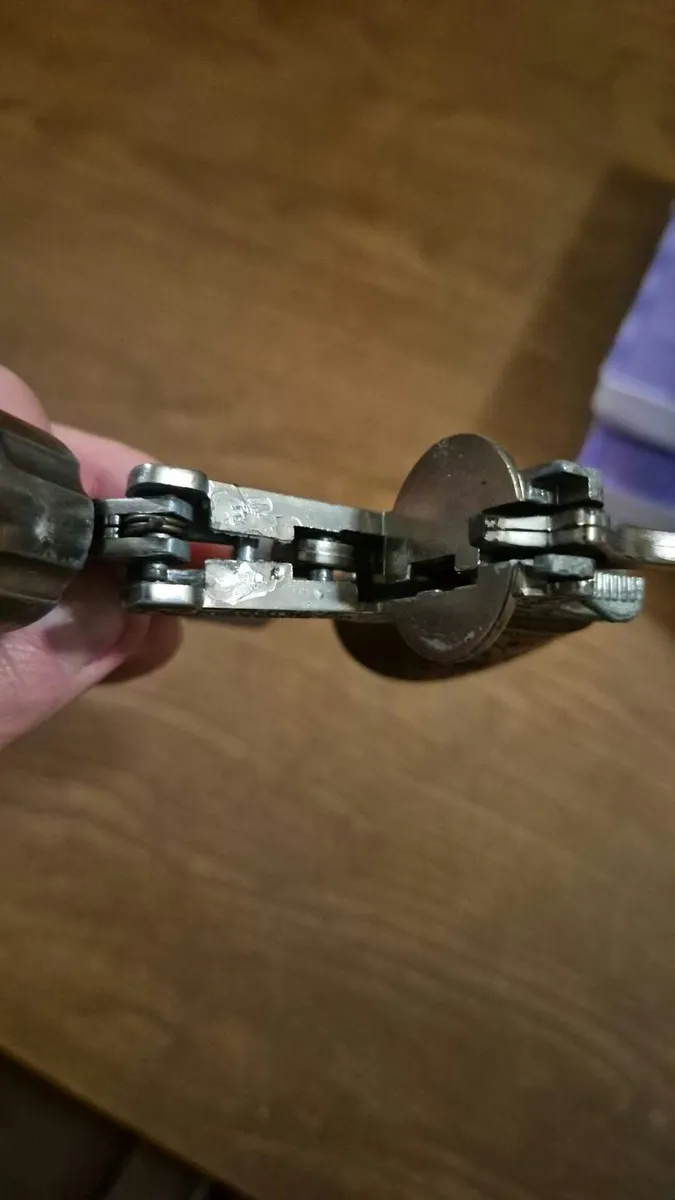 4 antique cap guns - Image 2