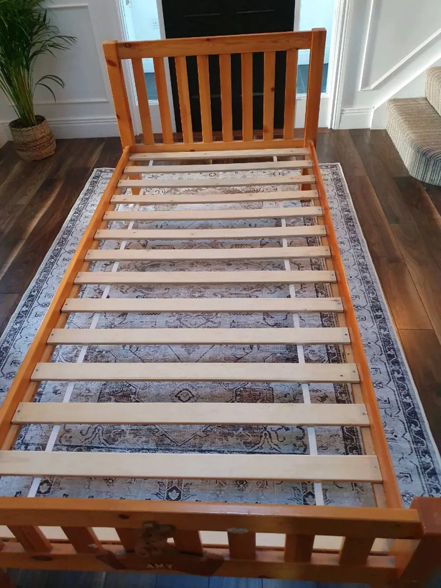 Bed - Image 4